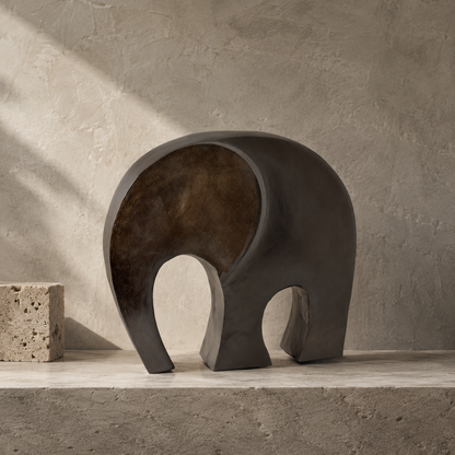 Sculpture éléphant stylisé en bronze à patine brune