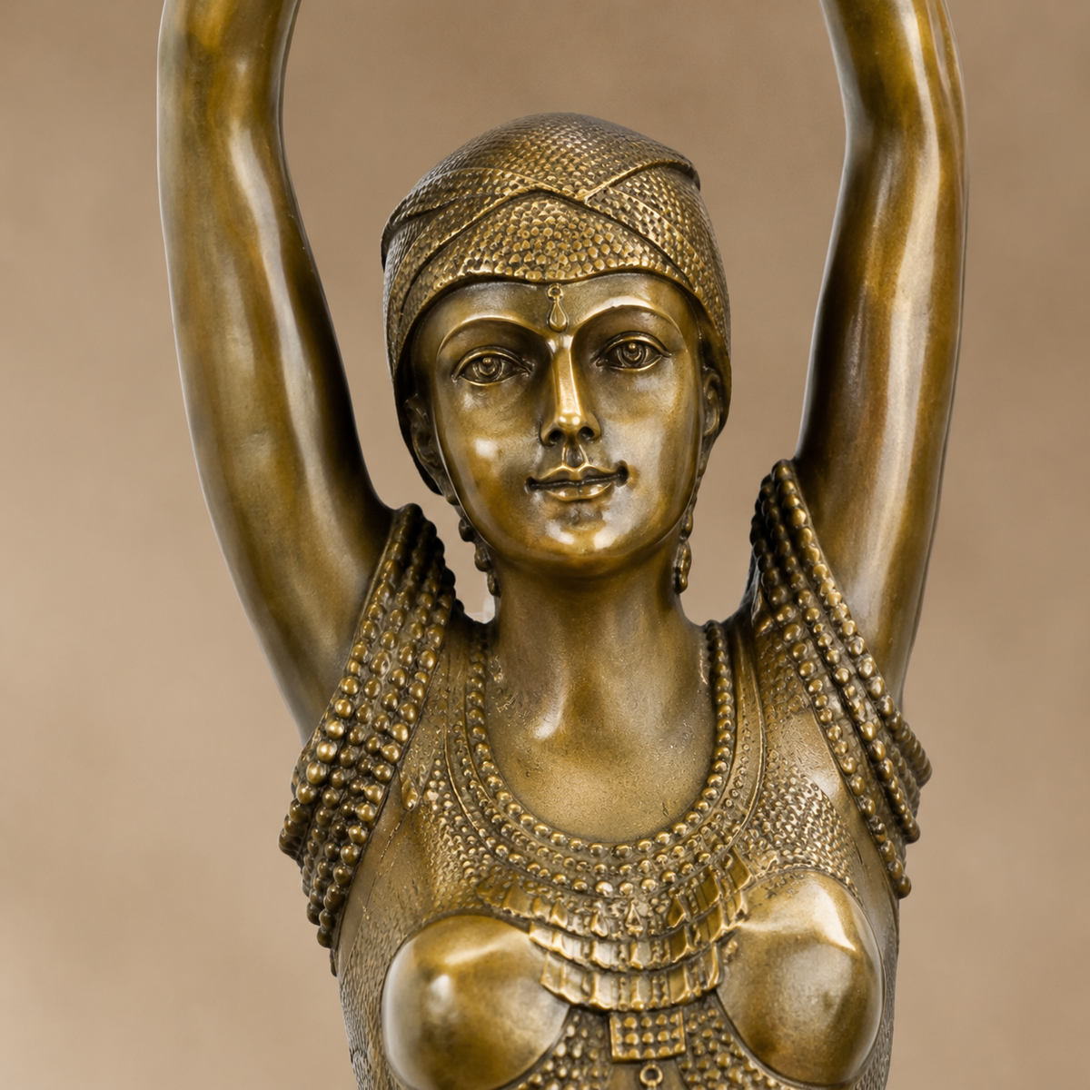Sculpture en bronze danseuse Art Déco sur socle marbre, vue 2