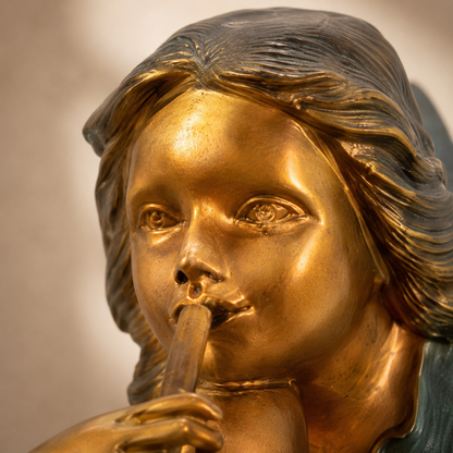 Sculpture en bronze, fée musicienne jouant de la flûte, vue 2