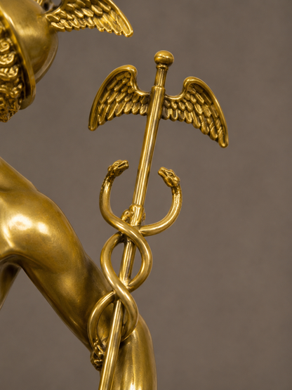 Sculpture en bronze Mercure d'après Giambologna sur socle, vue 5