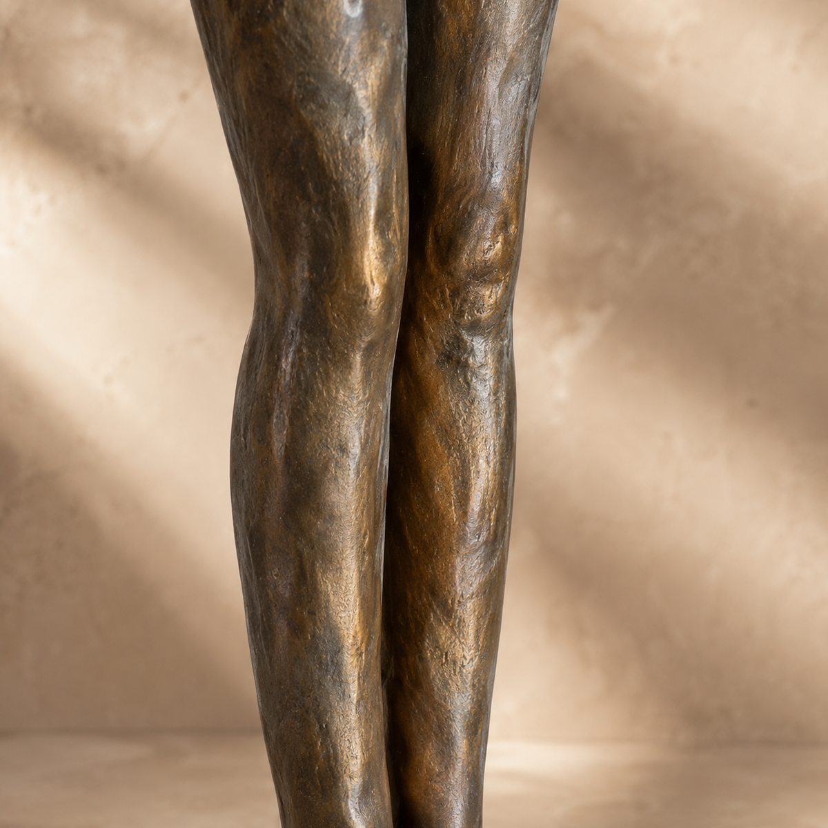 Sculpture en bronze, nu féminin debout style moderniste, vue 6
