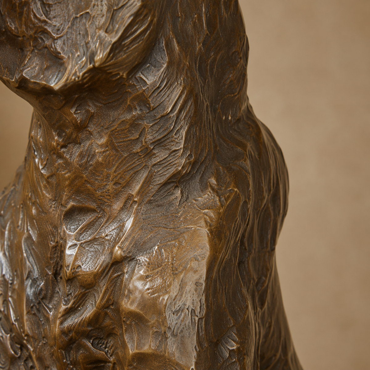 Sculpture en bronze ours brun dressé sur socle marbre, vue 4