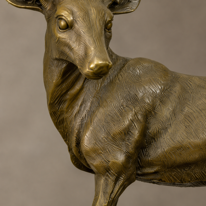 Sculpture en bronze patiné, cerf sur rocher, socle marbre, vue 4