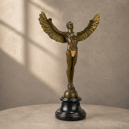 Sculpture en bronze patiné, icare aux ailes déployées, vue 7