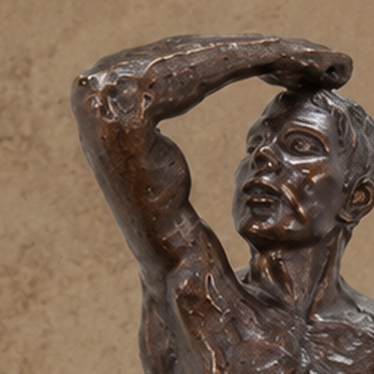 Sculpture en bronze patiné, nu masculin d'après Rodin, vue 3