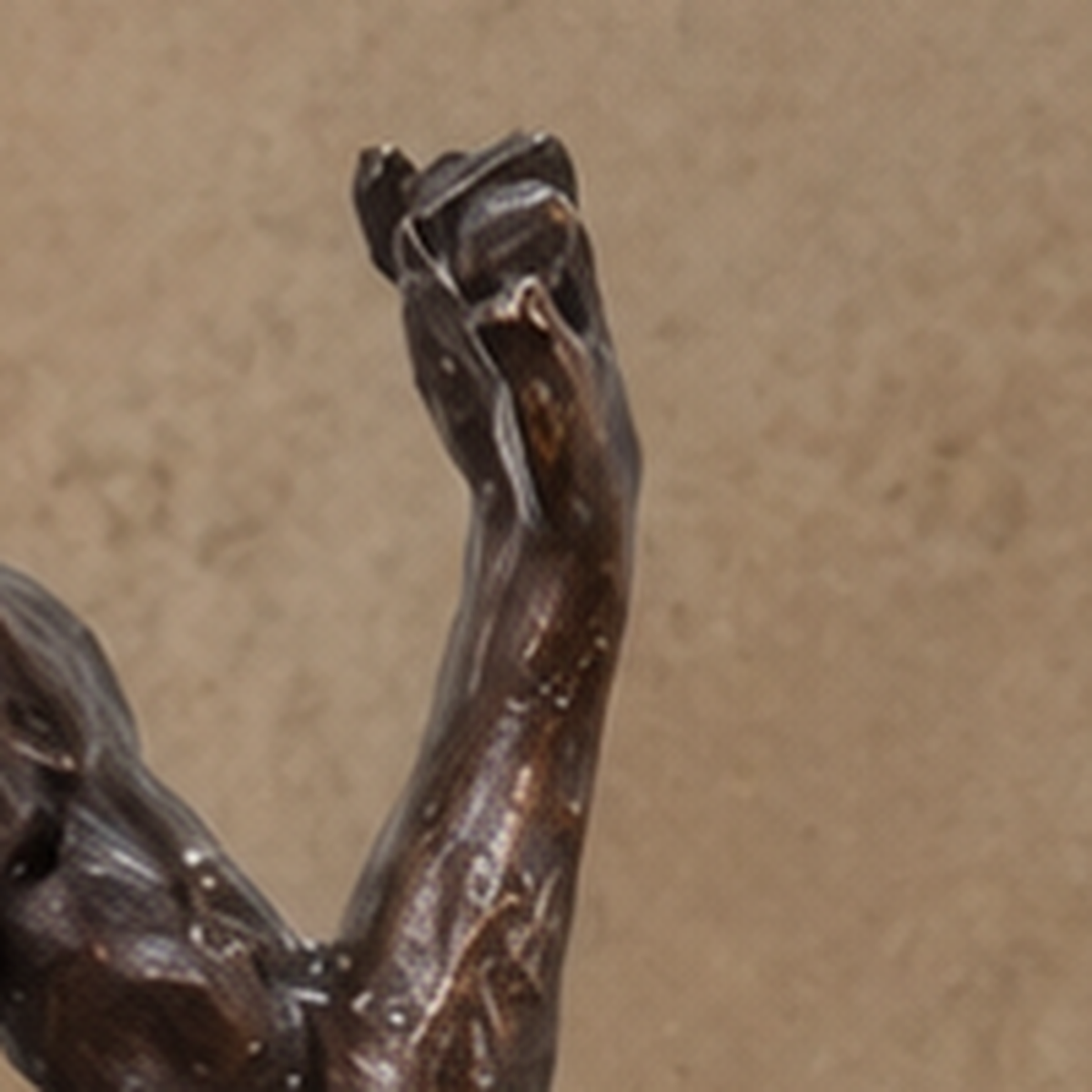 Sculpture en bronze patiné, nu masculin d'après Rodin, vue 4