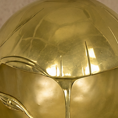 Sculpture en laiton poli Kiki de Montparnasse sur marbre, vue 3