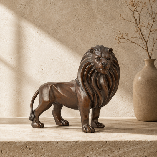 Sculpture lion majestueux en bronze à patine brune