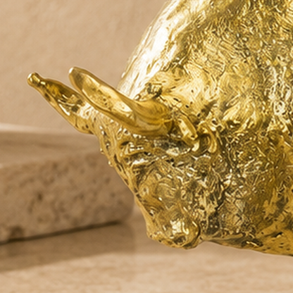Sculpture taureau en bronze doré patine brillante, vue 2