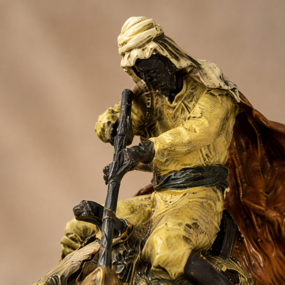 Sculptures bronze polychrome, chameliers arabes, vue 3